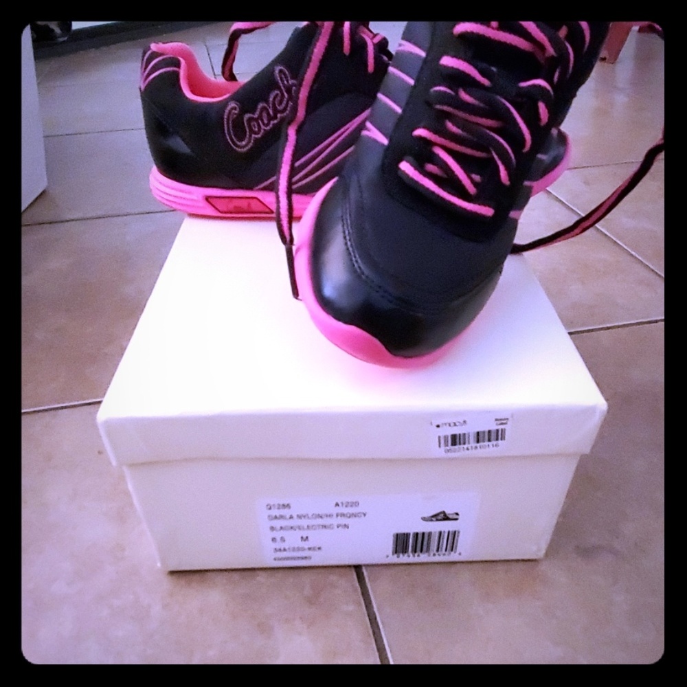 Coach tennis shoes